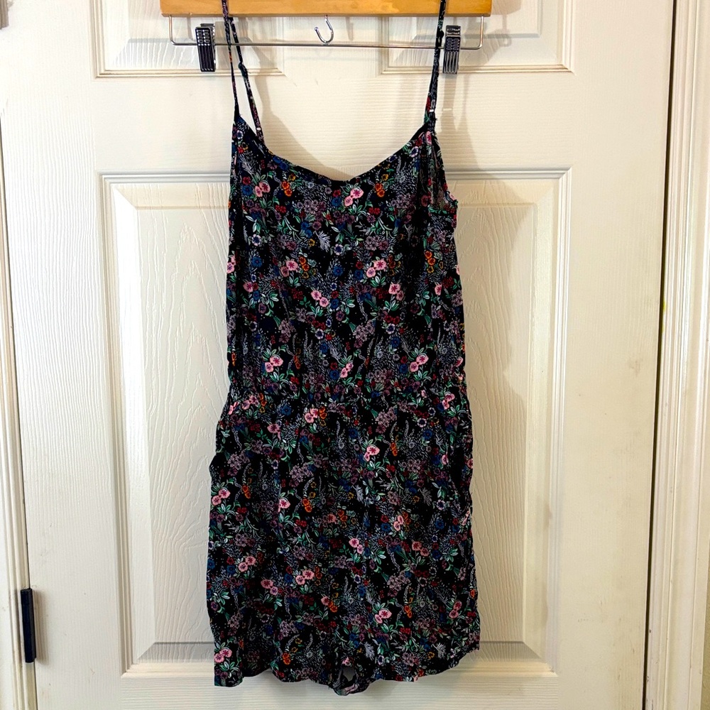 H&M Divided Black Floral romper 6